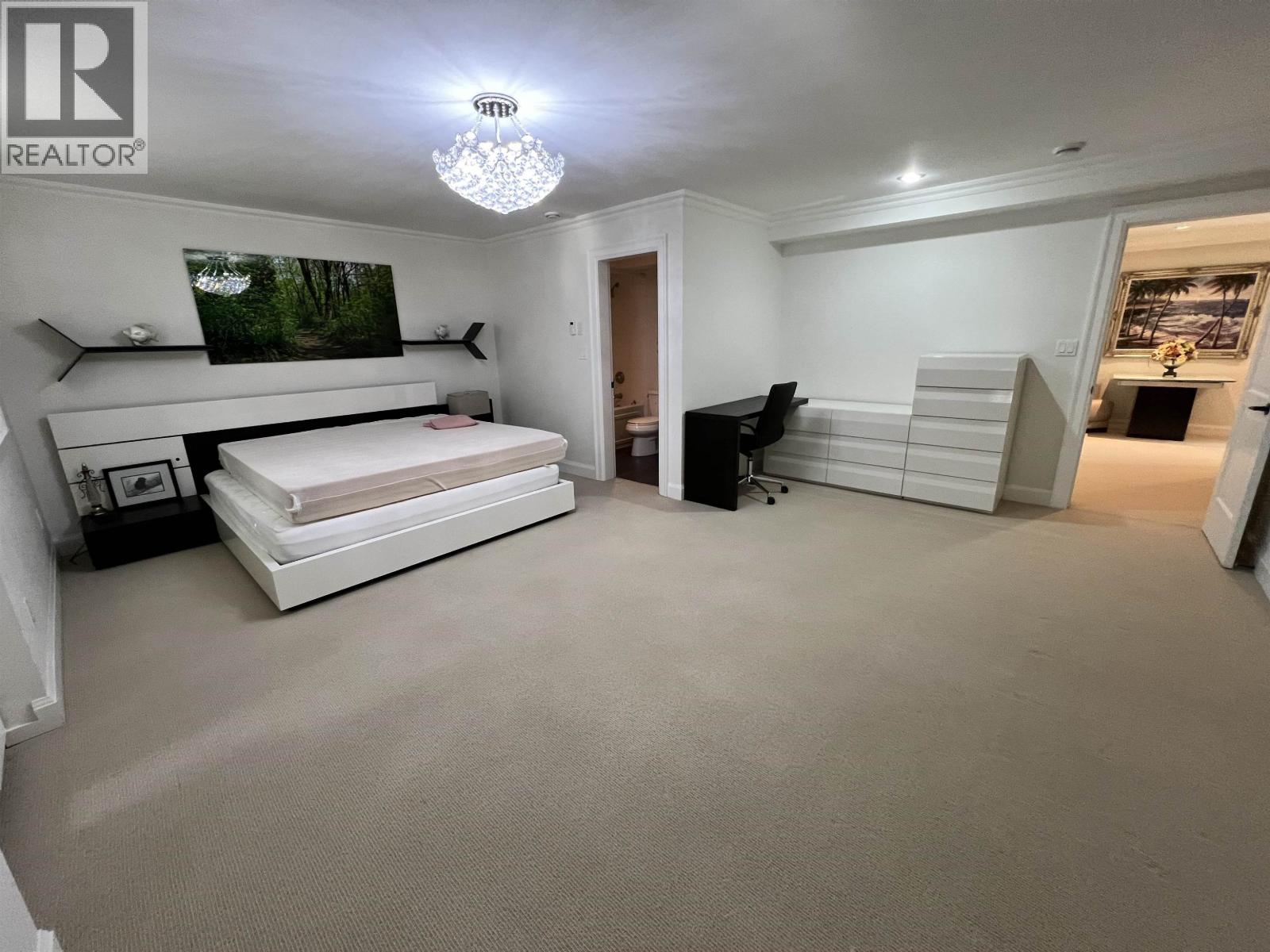 Basement Suite 2054 Western Parkway, Vancouver, British Columbia  V6T 1V5 - Photo 5 - R3140267