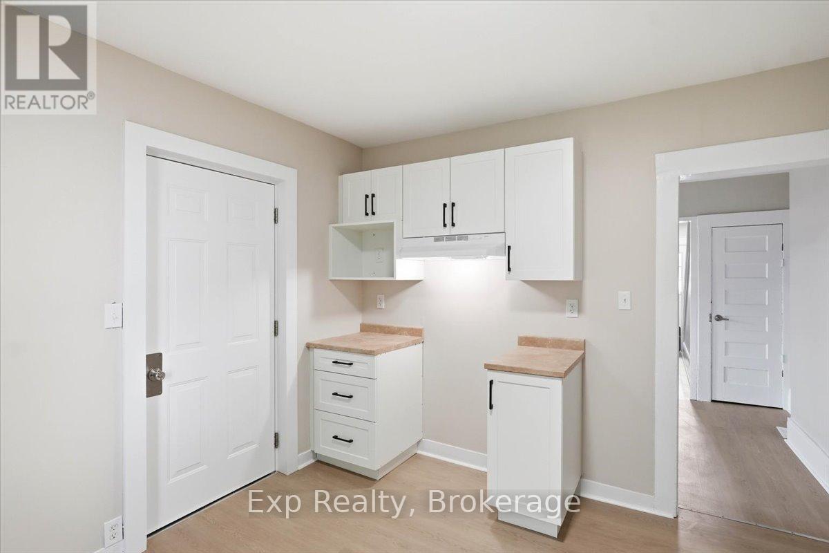 130-132 Macdonald Avenue, Belleville, Ontario  K8N 3Y3 - Photo 13 - X13494432