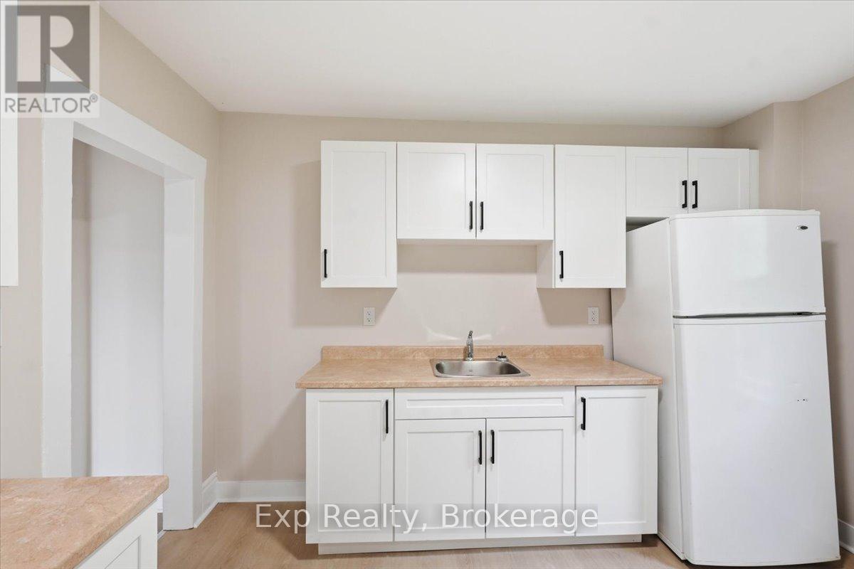 130-132 Macdonald Avenue, Belleville, Ontario  K8N 3Y3 - Photo 14 - X13494432