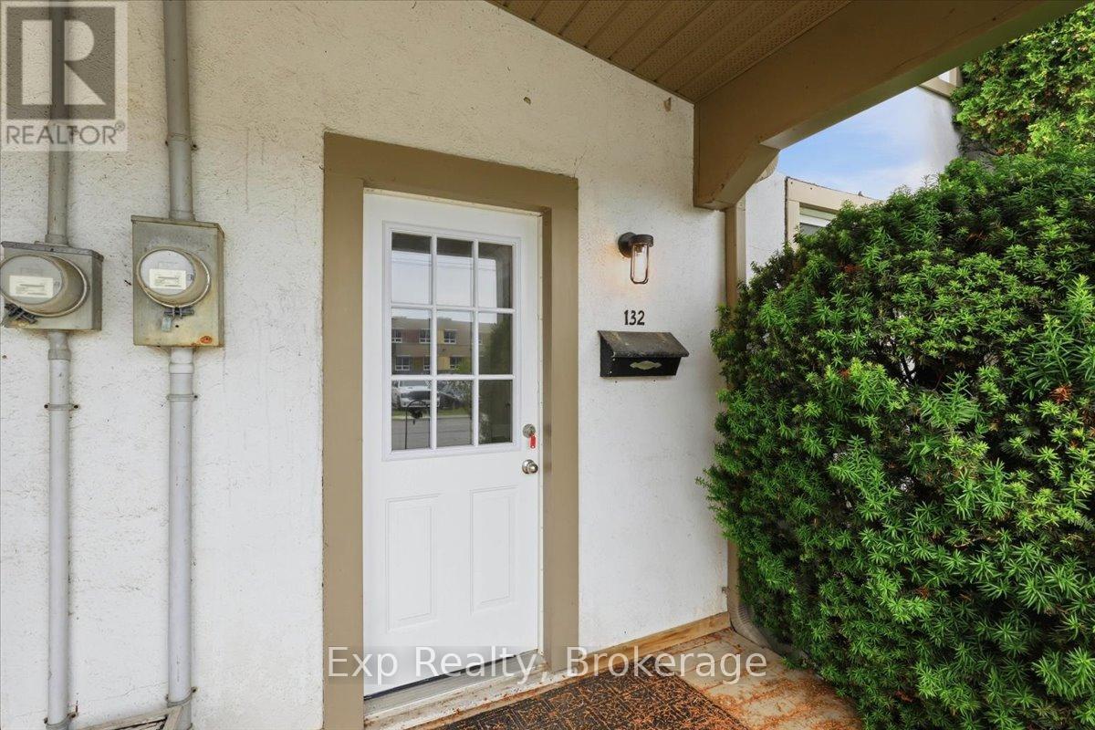 130-132 Macdonald Avenue, Belleville, Ontario  K8N 3Y3 - Photo 6 - X13494432