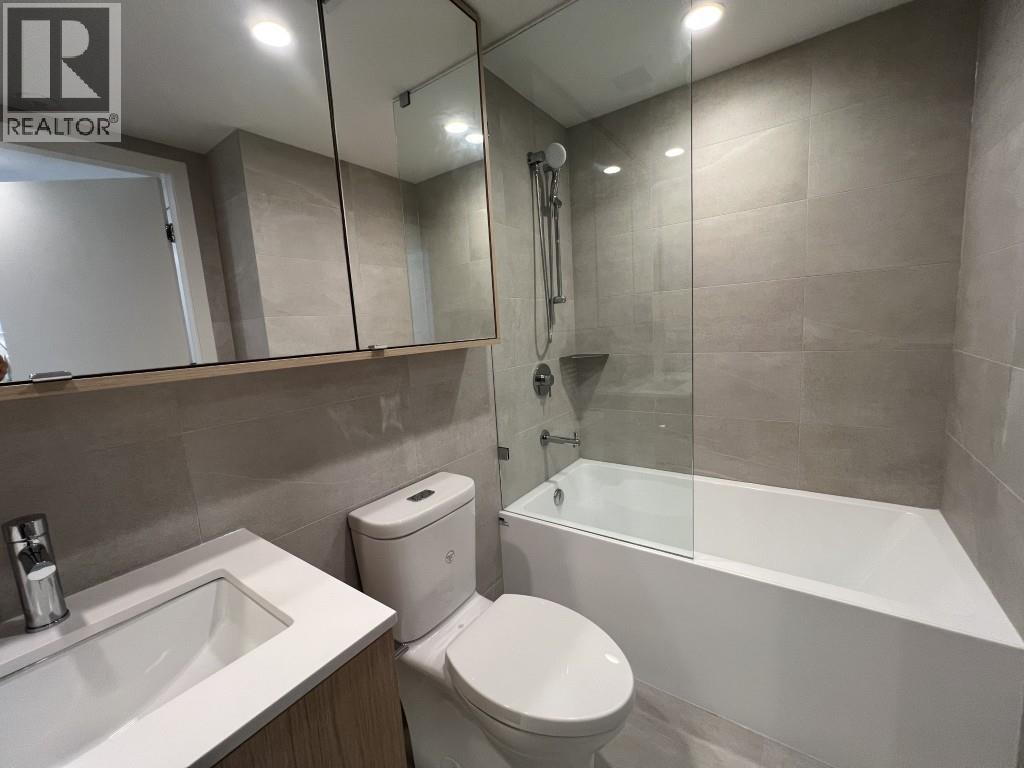 401 2135 Springer Avenue, Burnaby, British Columbia  V5B 0C1 - Photo 6 - R3140255
