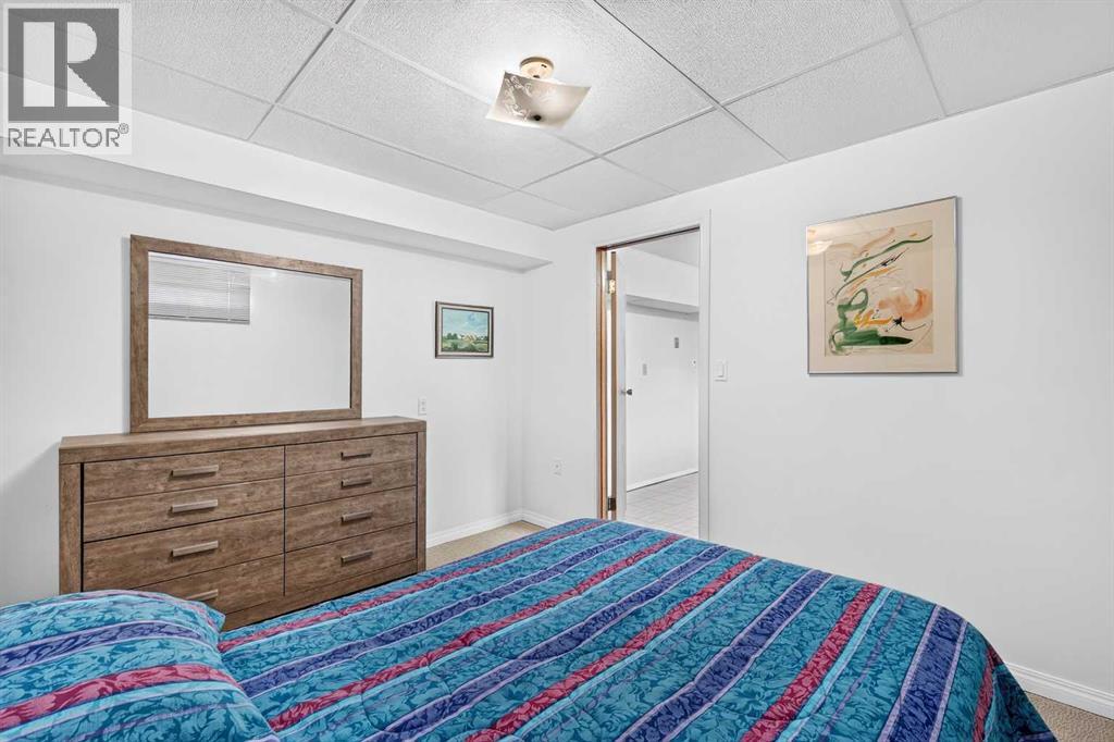 3227 Collingwood Drive Nw, Calgary, Alberta  T2L 0R7 - Photo 34 - A2323819