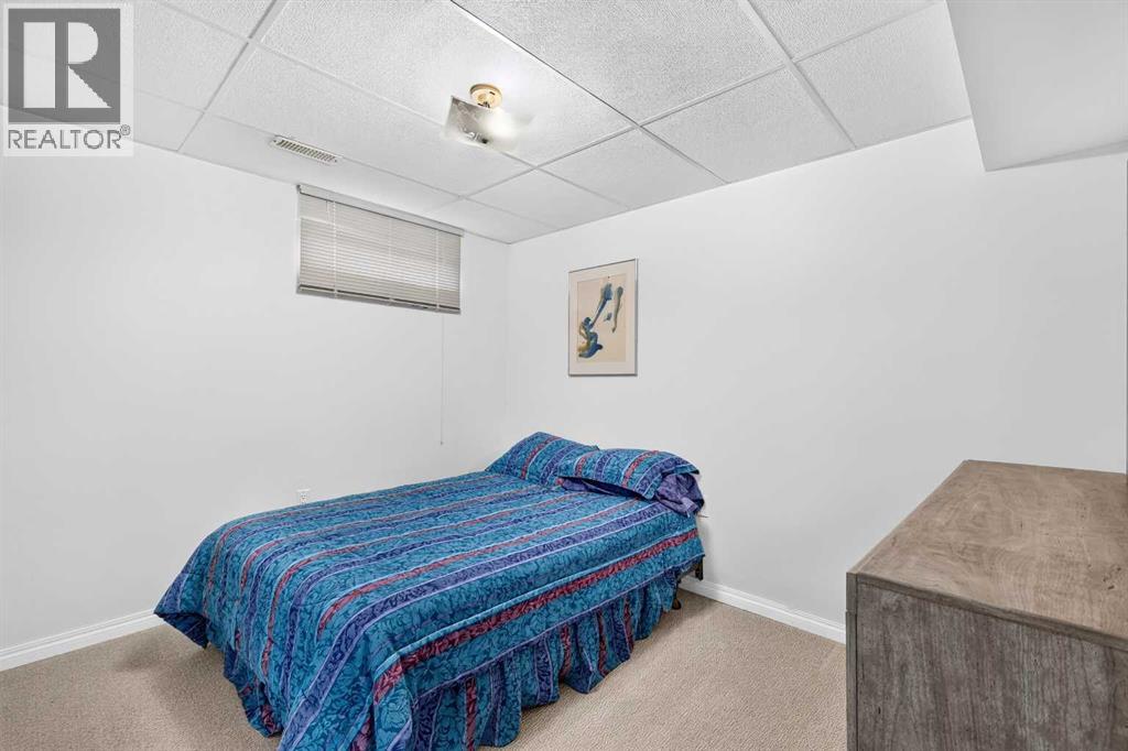 3227 Collingwood Drive Nw, Calgary, Alberta  T2L 0R7 - Photo 33 - A2323819