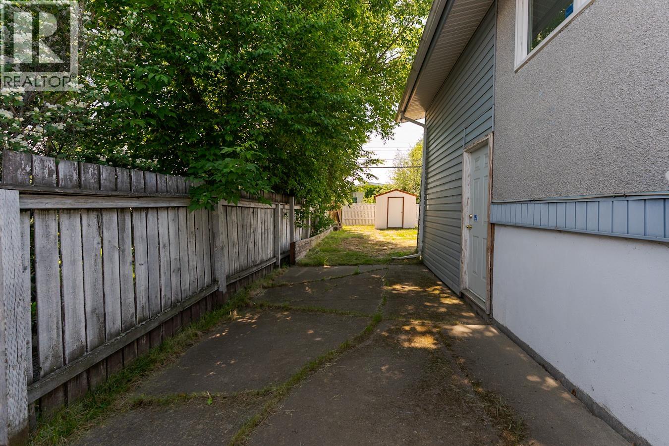 2469 15th Avenue, Prince George, British Columbia  V2M 1S5 - Photo 28 - R3140305