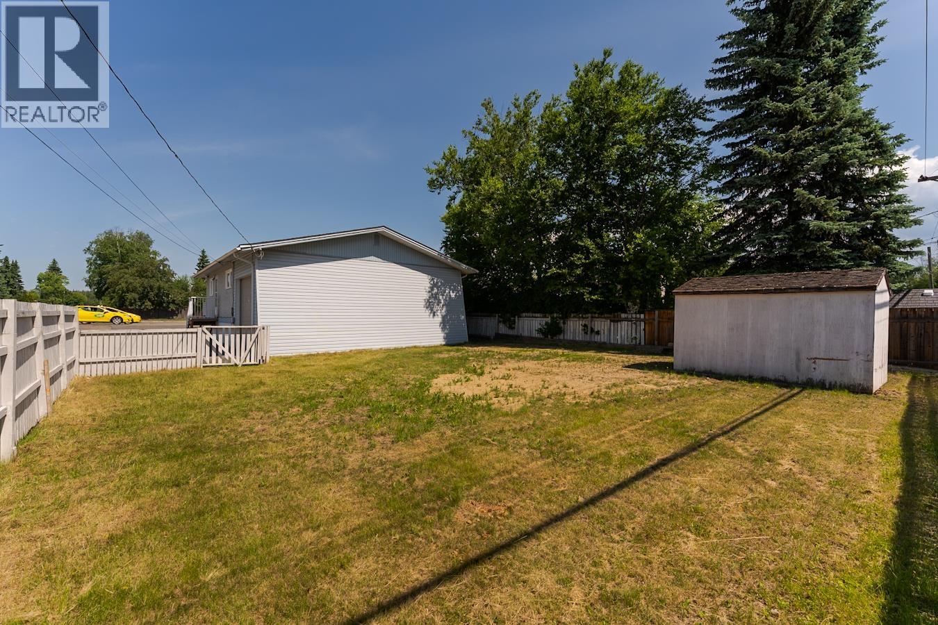 2469 15th Avenue, Prince George, British Columbia  V2M 1S5 - Photo 30 - R3140305