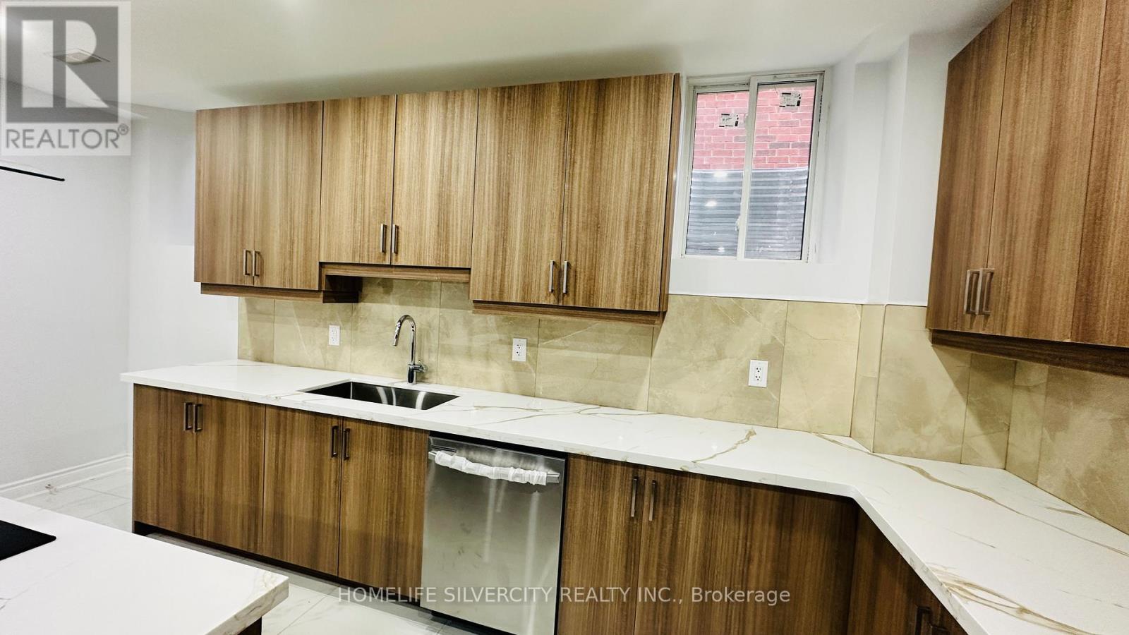 Bsmnt - 5 Valleyway Drive, Brampton, Ontario  L6X 0E4 - Photo 13 - W13236392