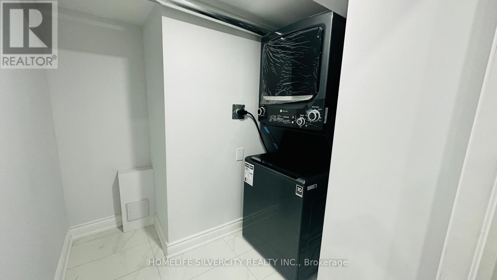 Bsmnt - 5 Valleyway Drive, Brampton, Ontario  L6X 0E4 - Photo 21 - W13236392