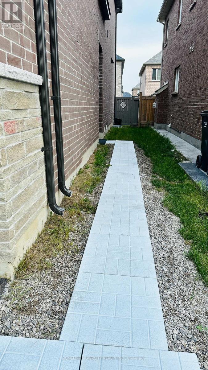 Bsmnt - 5 Valleyway Drive, Brampton, Ontario  L6X 0E4 - Photo 27 - W13236392