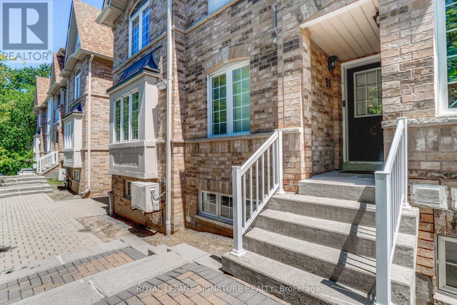 35 - 200 Mclevin Avenue, Toronto, Ontario  M1B 6A2 - Photo 2 - E13494364