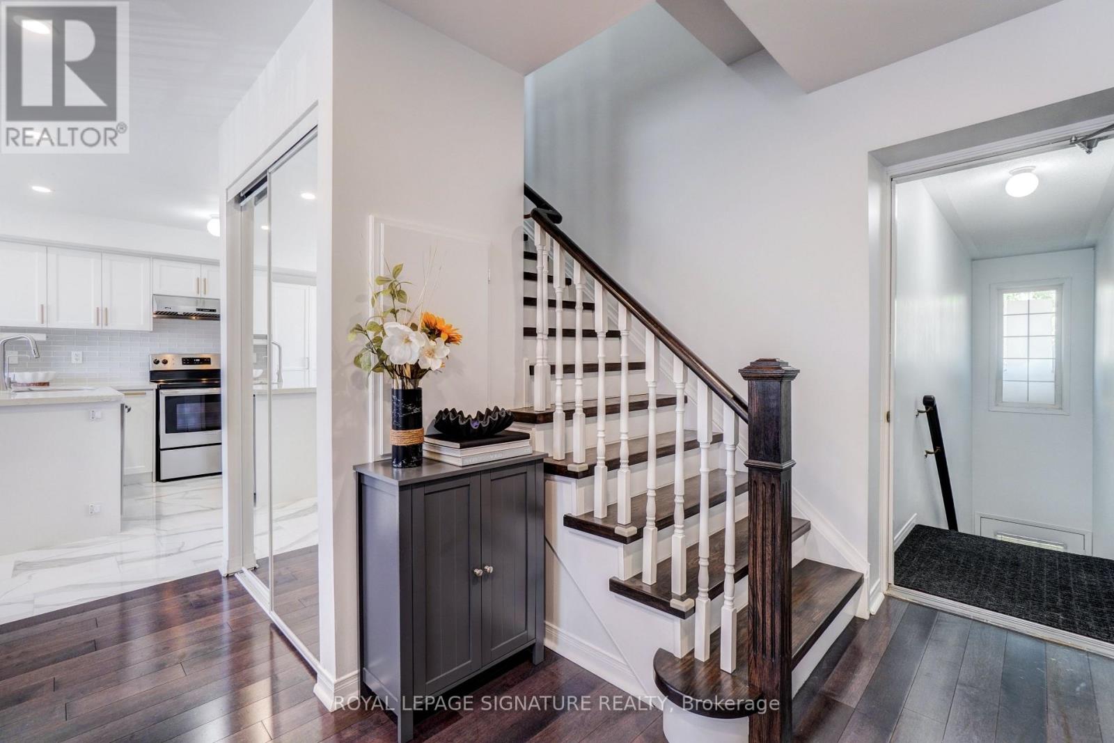 35 - 200 Mclevin Avenue, Toronto, Ontario  M1B 6A2 - Photo 4 - E13494364