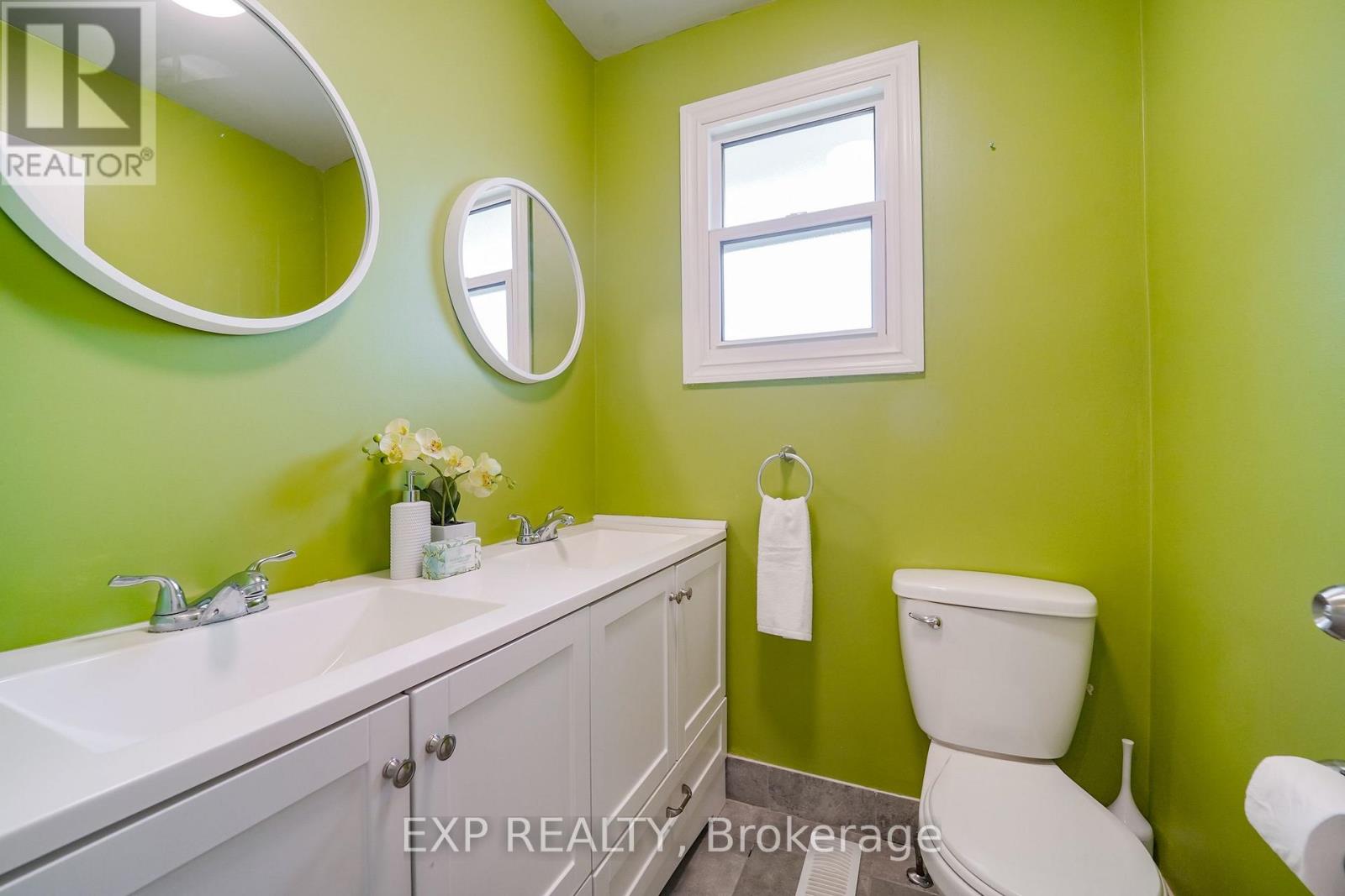 246 Mary Street N, Oshawa, Ontario  L1G 5C4 - Photo 12 - E13494412