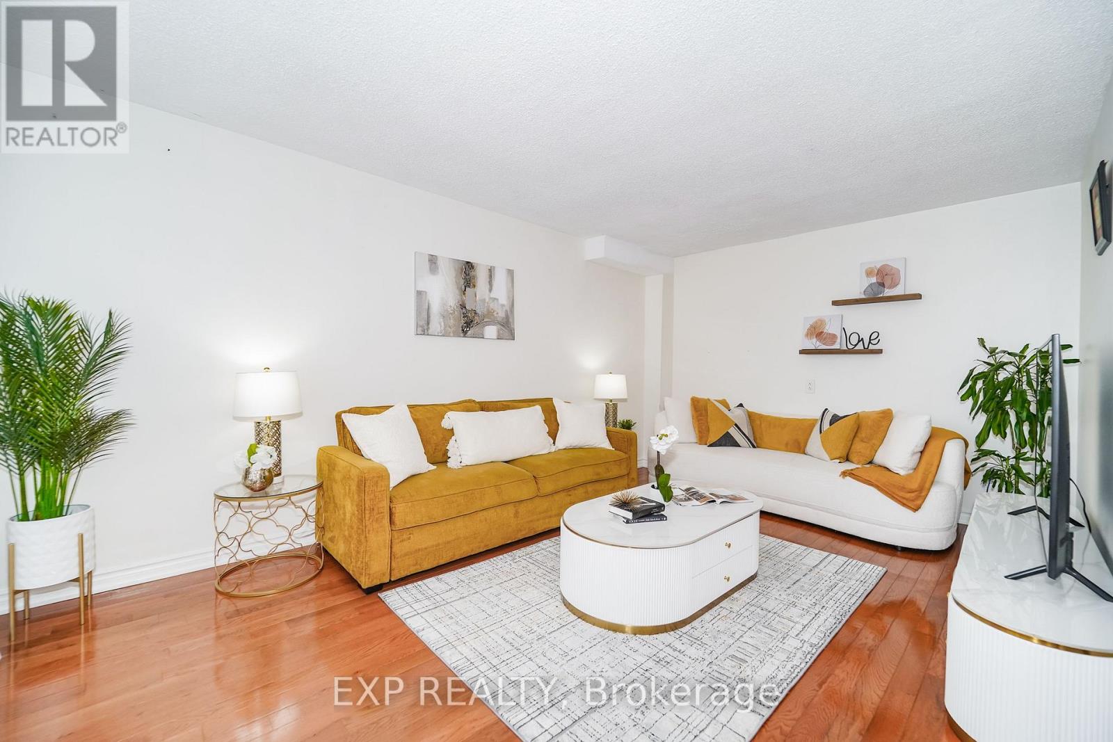 246 Mary Street N, Oshawa, Ontario  L1G 5C4 - Photo 4 - E13494412