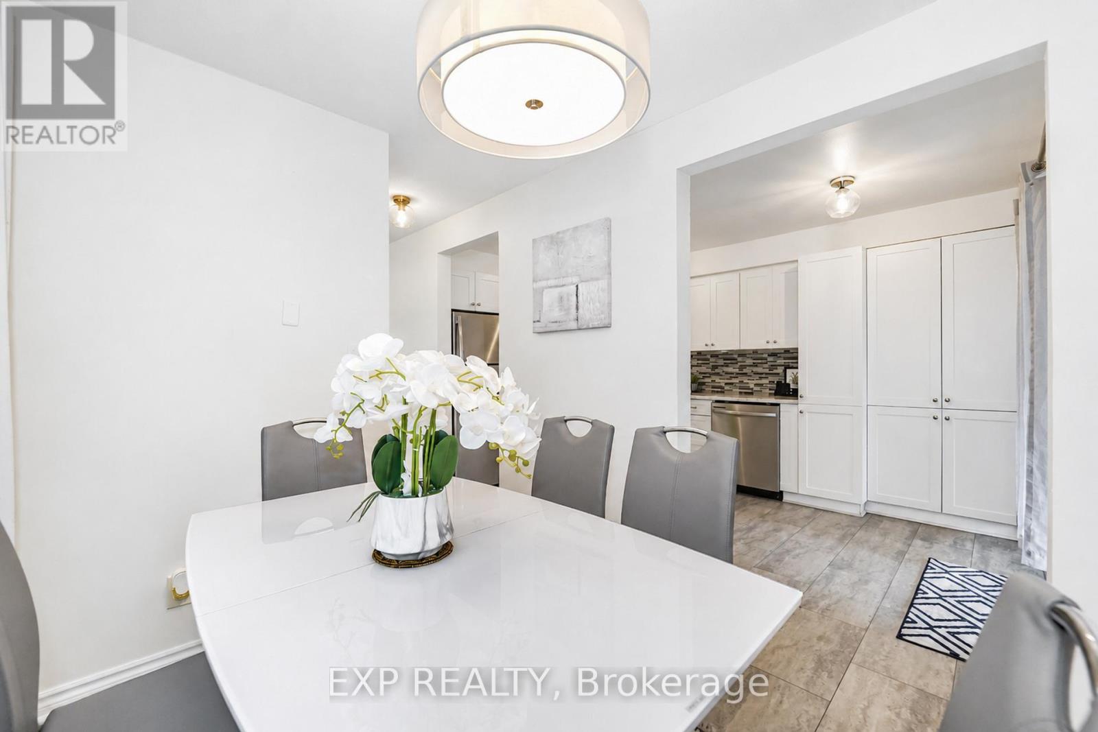 246 Mary Street N, Oshawa, Ontario  L1G 5C4 - Photo 8 - E13494412