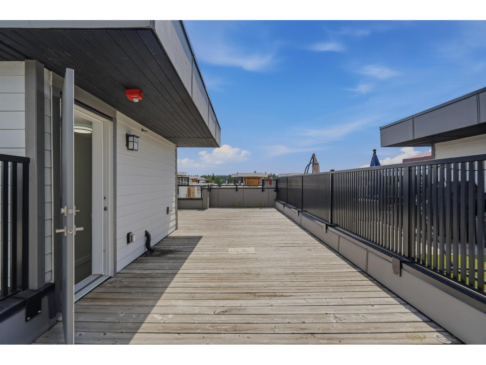 Listing image 24