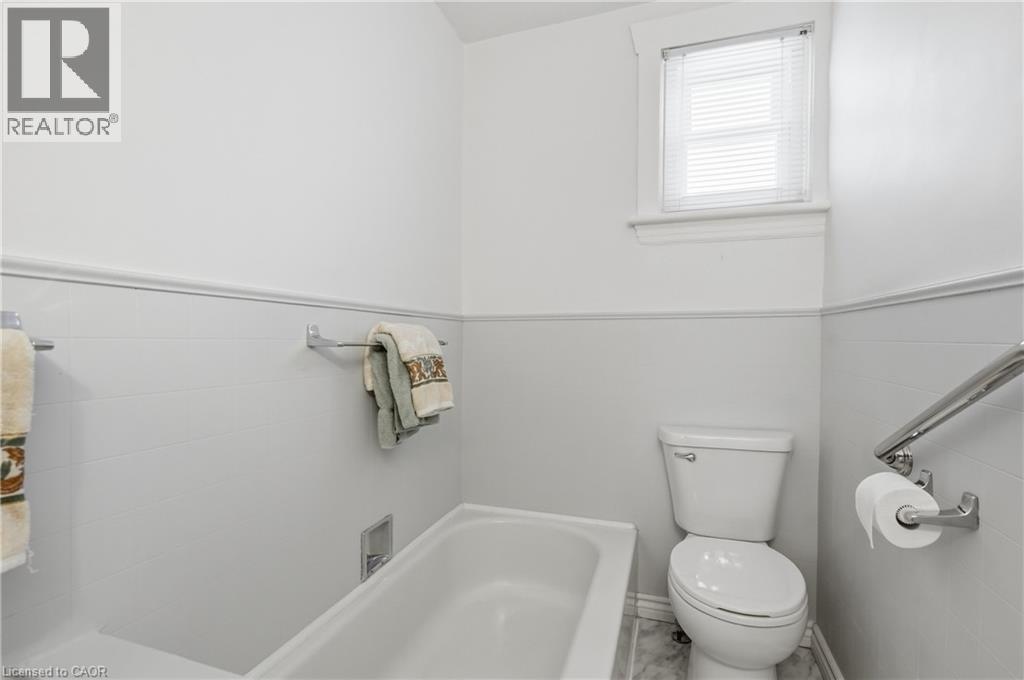 73 Tuxedo Avenue N, Hamilton, Ontario  L8H 4P6 - Photo 19 - 40843377