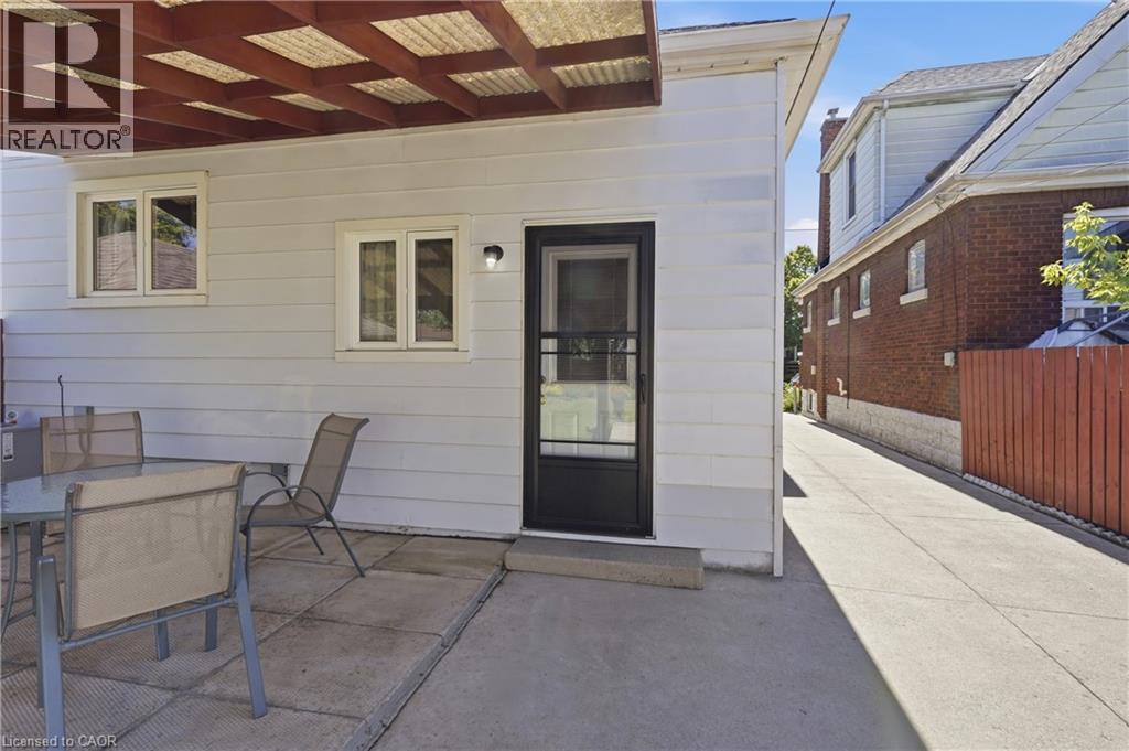 73 Tuxedo Avenue N, Hamilton, Ontario  L8H 4P6 - Photo 29 - 40843377