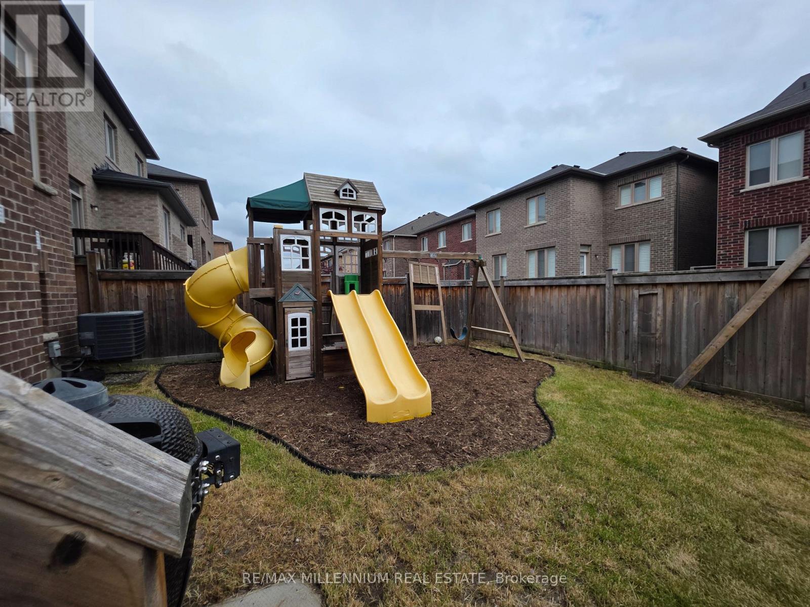 253 East's Corners (Main & 2nd Floors) Boulevard S, Vaughan, Ontario  L4H 4L7 - Photo 14 - N13494346