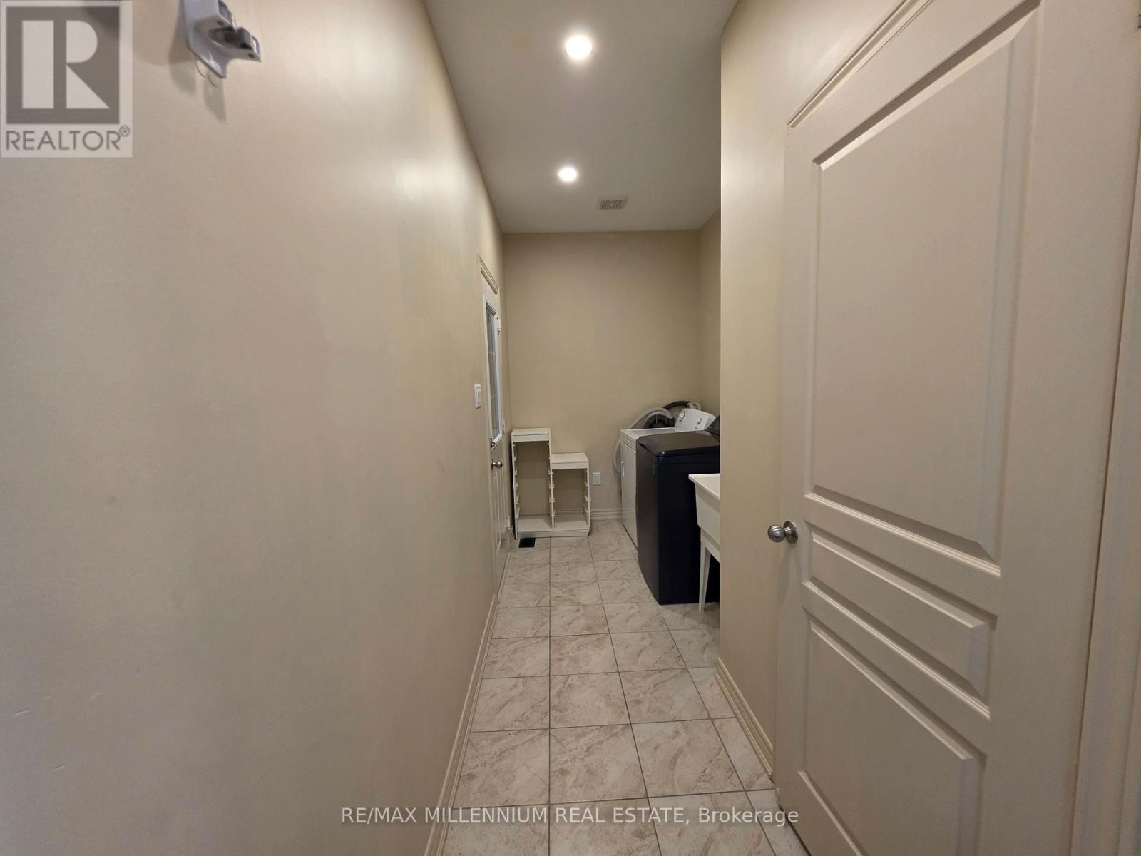 253 East's Corners (Main & 2nd Floors) Boulevard S, Vaughan, Ontario  L4H 4L7 - Photo 15 - N13494346