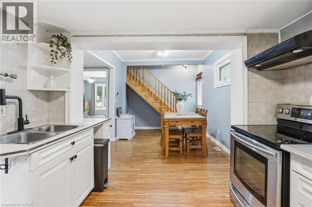 55 East 32nd Street, Hamilton, Ontario  L8V 3R7 - Photo 12 - 40841556