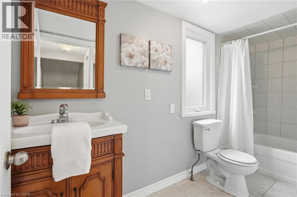 55 East 32nd Street, Hamilton, Ontario  L8V 3R7 - Photo 25 - 40841556