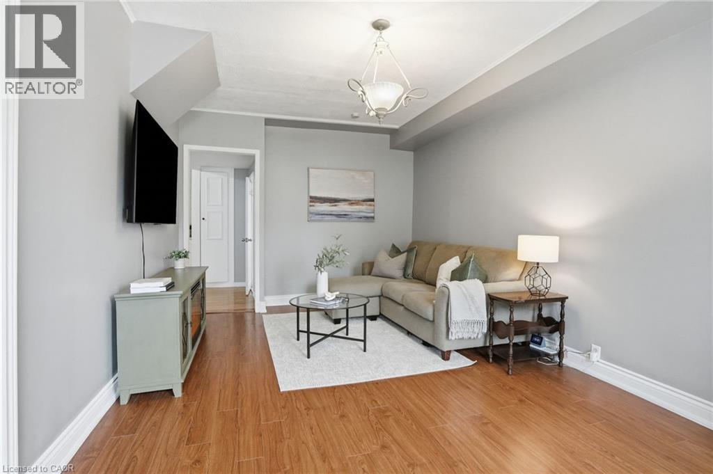 55 East 32nd Street, Hamilton, Ontario  L8V 3R7 - Photo 6 - 40841556