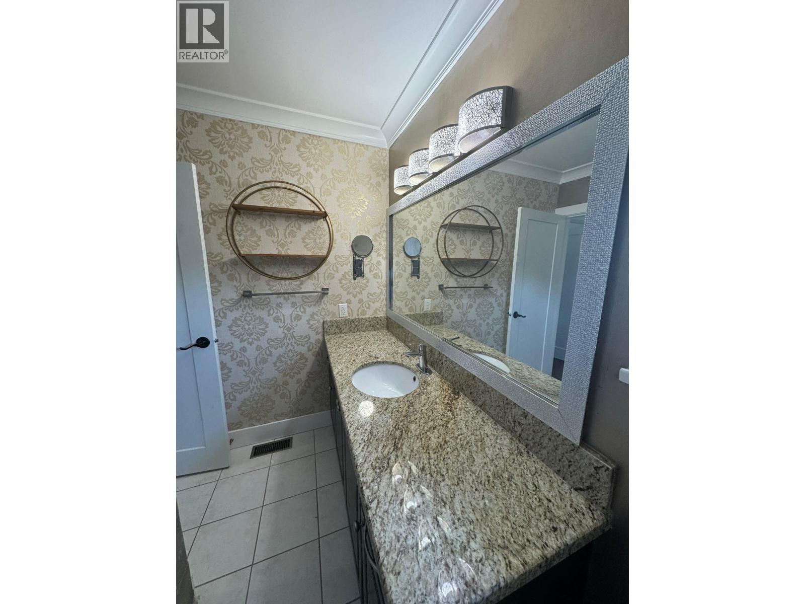 11331 Seafield Crescent, Richmond, British Columbia  V7A 3J1 - Photo 5 - R3139504