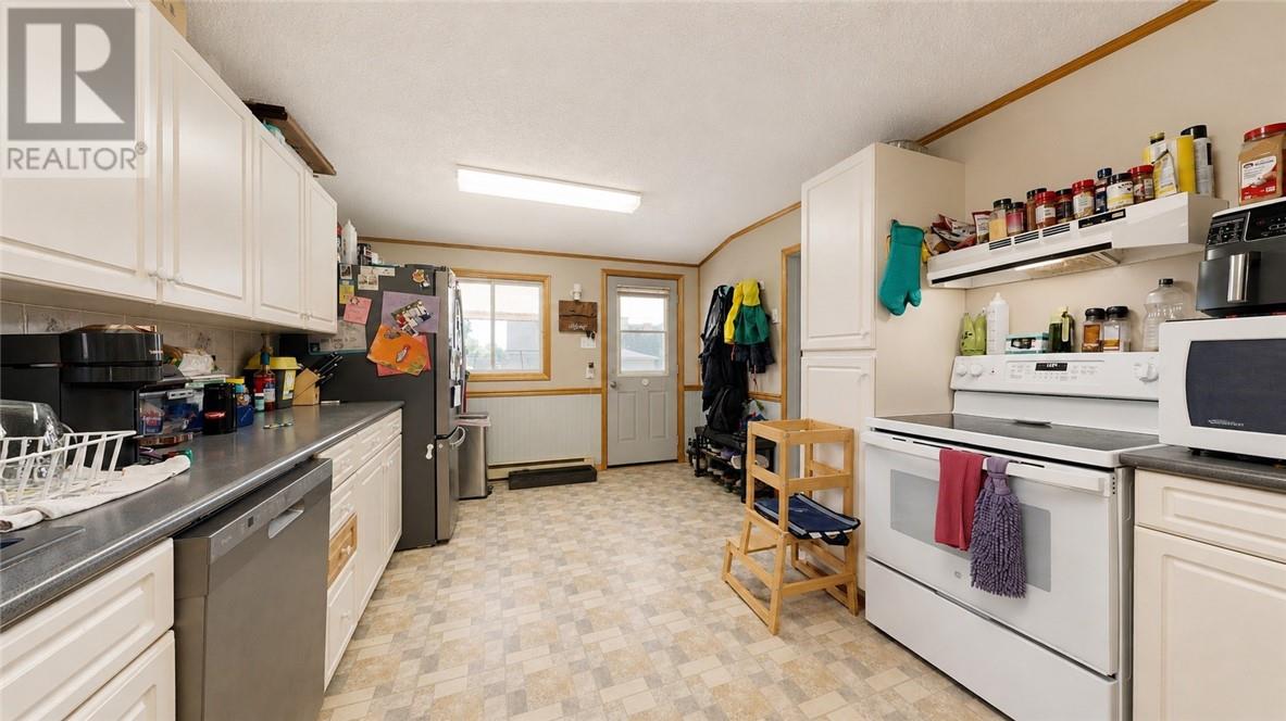 12 Nixon Street, Mindemoya, Ontario  P0P 1S0 - Photo 14 - 2128714