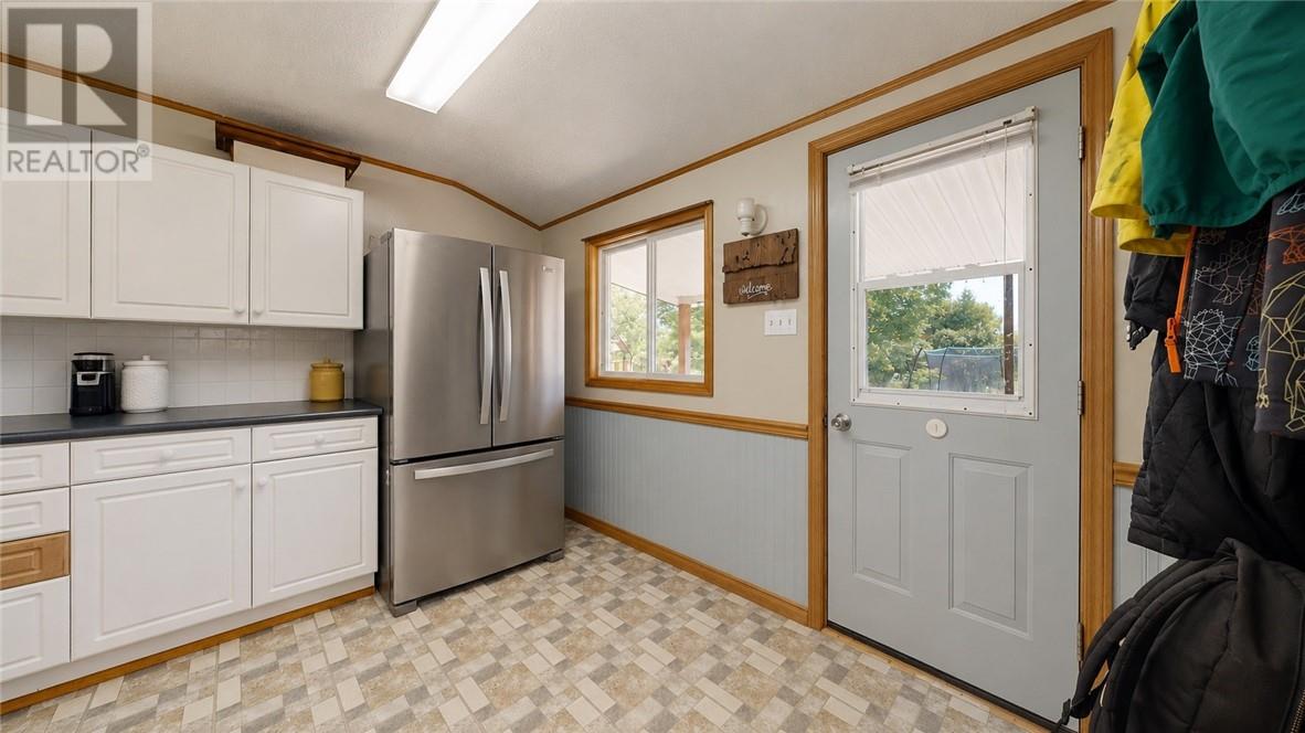 12 Nixon Street, Mindemoya, Ontario  P0P 1S0 - Photo 15 - 2128714