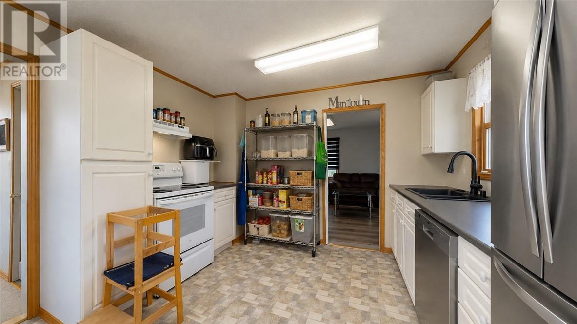 12 Nixon Street, Mindemoya, Ontario  P0P 1S0 - Photo 16 - 2128714