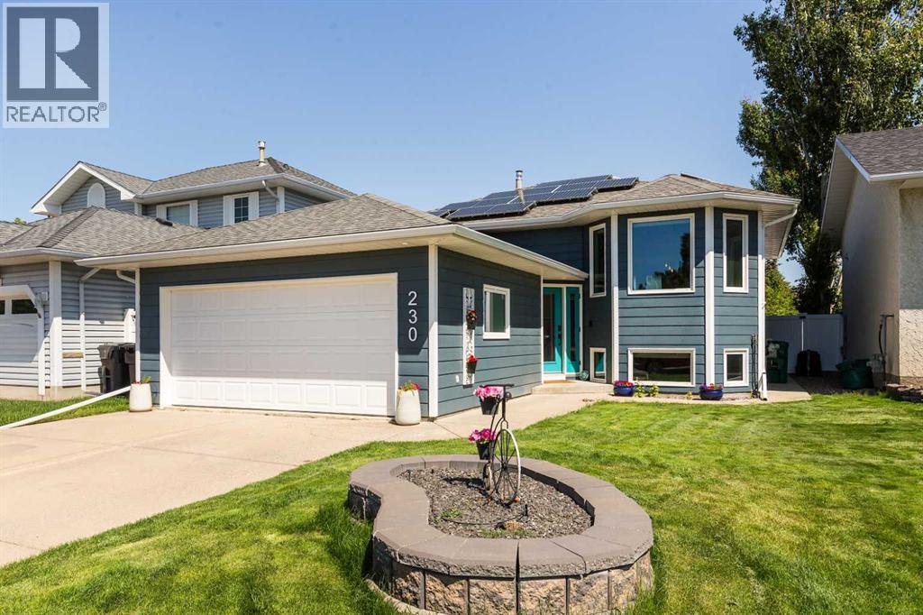 230 Heritage Close W, lethbridge, Alberta