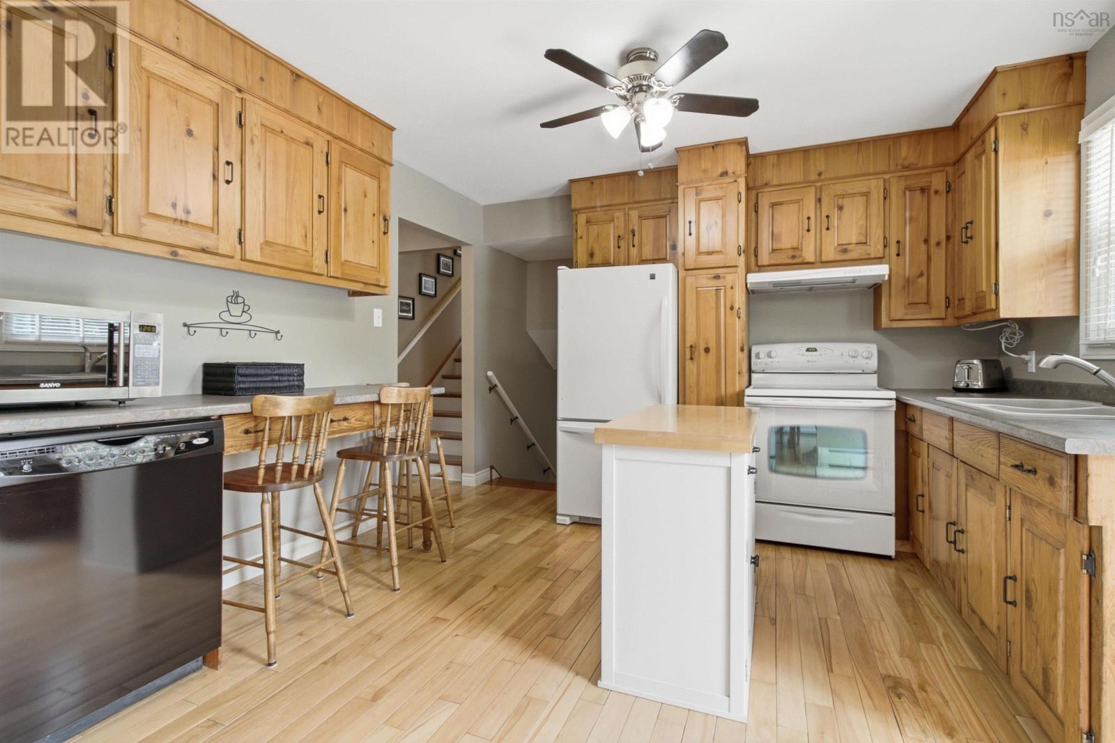 16 Mohawk Street, Hammonds Plains, Nova Scotia  B4B 1M7 - Photo 16 - 202615659