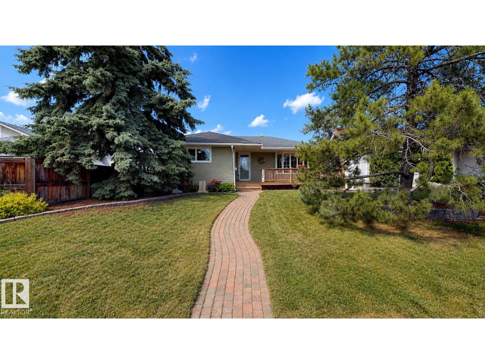 5304 95 AV NW NW, Edmonton, Alberta