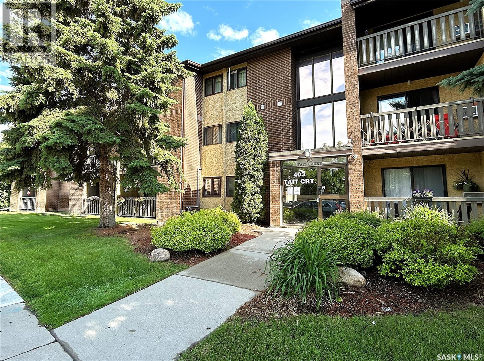 310 403 Tait Court, Saskatoon, Saskatchewan  S7H 5L3 - Photo 1 - SK040774