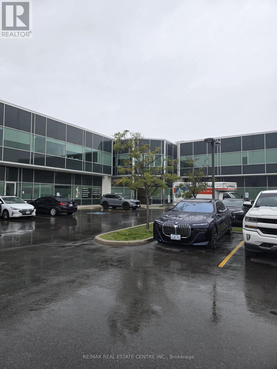 207 - 30 TOPFLIGHT DRIVE, Mississauga, Ontario
