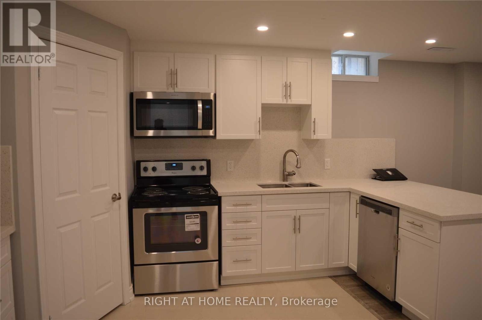 BASEMENT - 5332 FLORAL HILL CRESCENT, Mississauga, Ontario