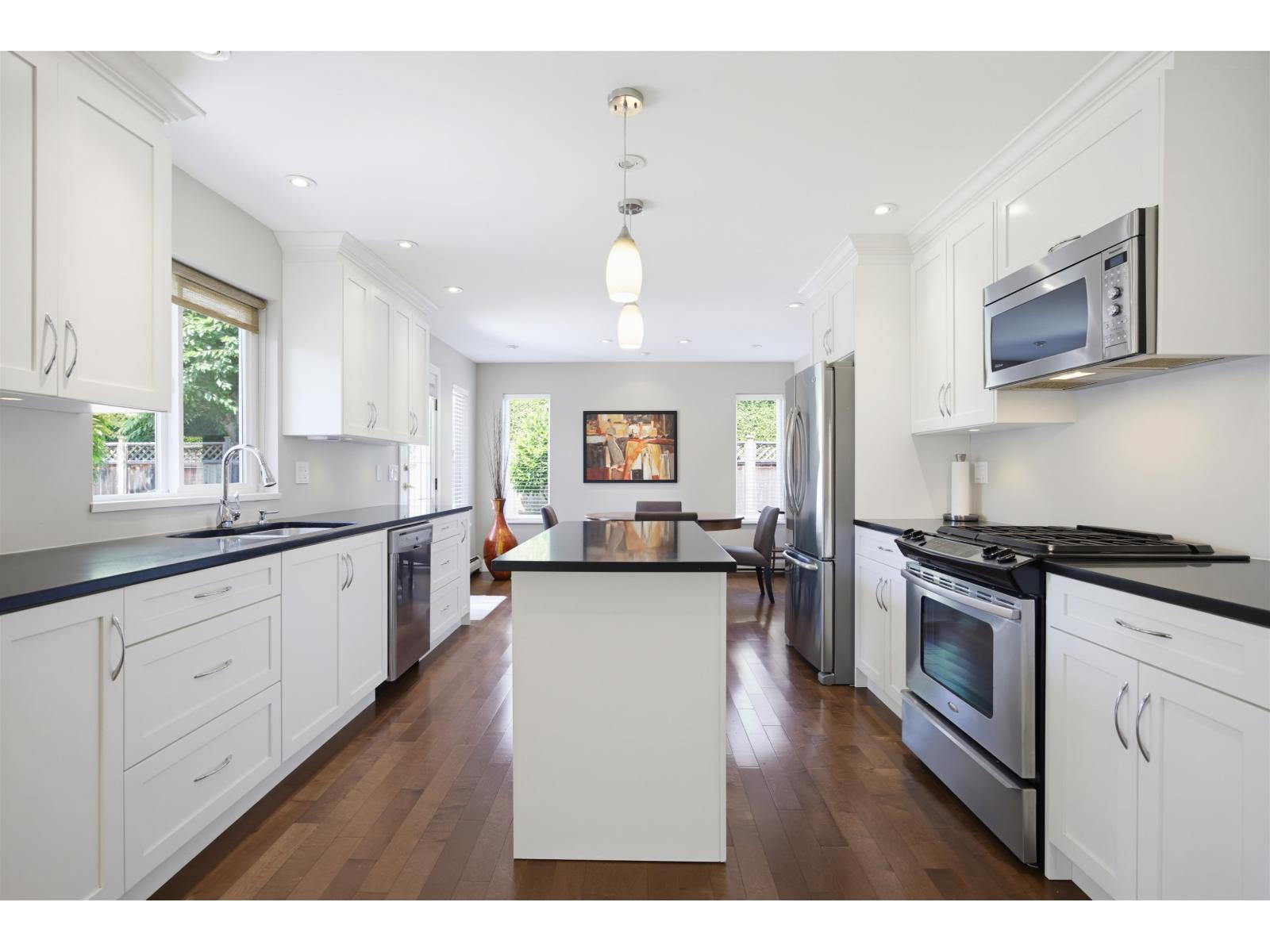1447 134a Street, Surrey, British Columbia  V4A 9A6 - Photo 6 - R3138673