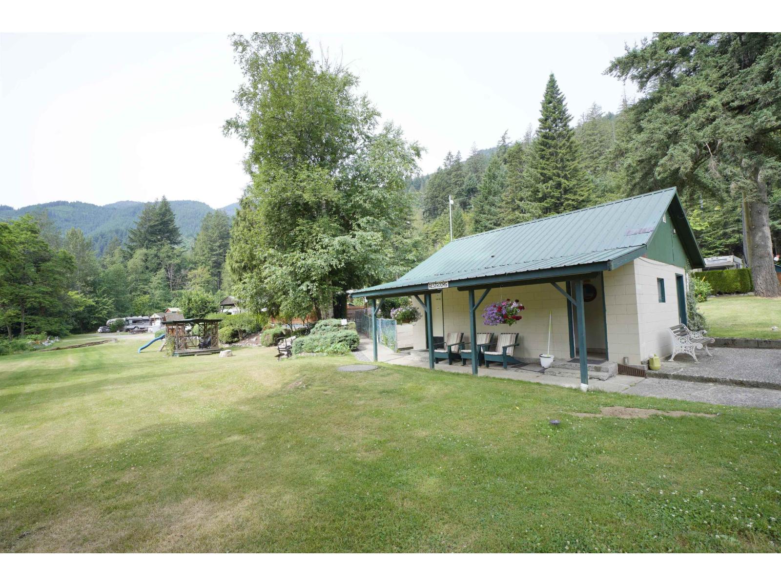 2 30860 Trans Canada Highway, Yale 