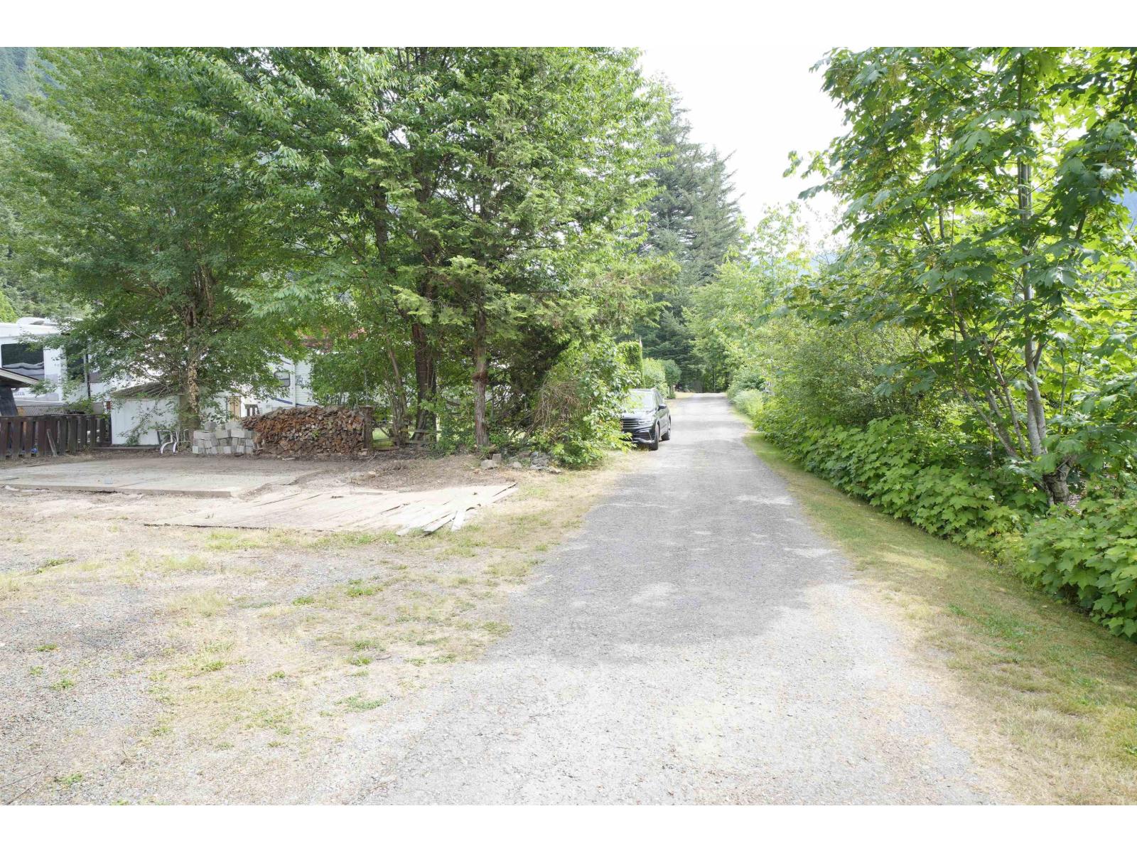 2 30860 Trans Canada Highway, Yale 