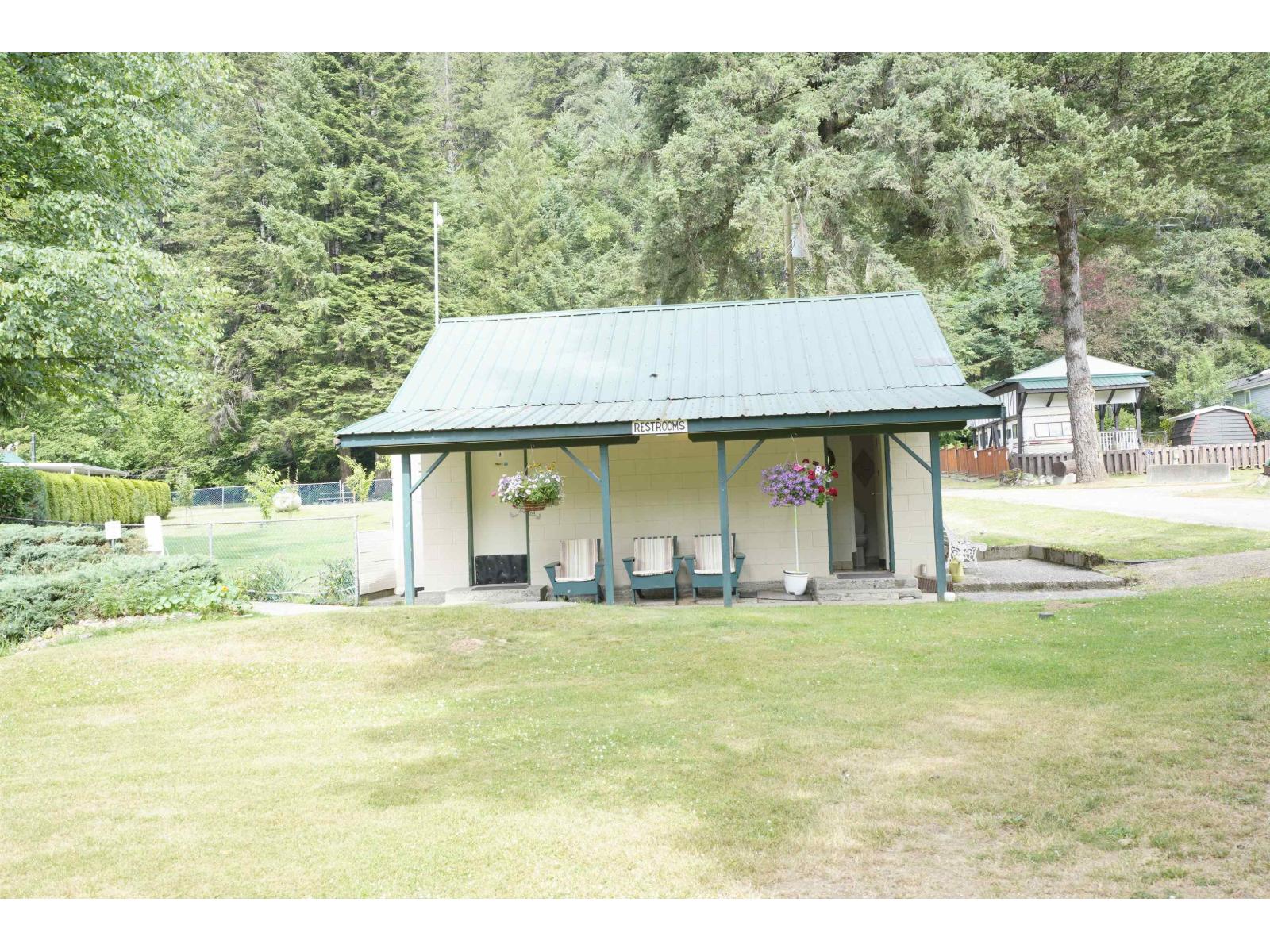 2 30860 Trans Canada Highway, Yale 