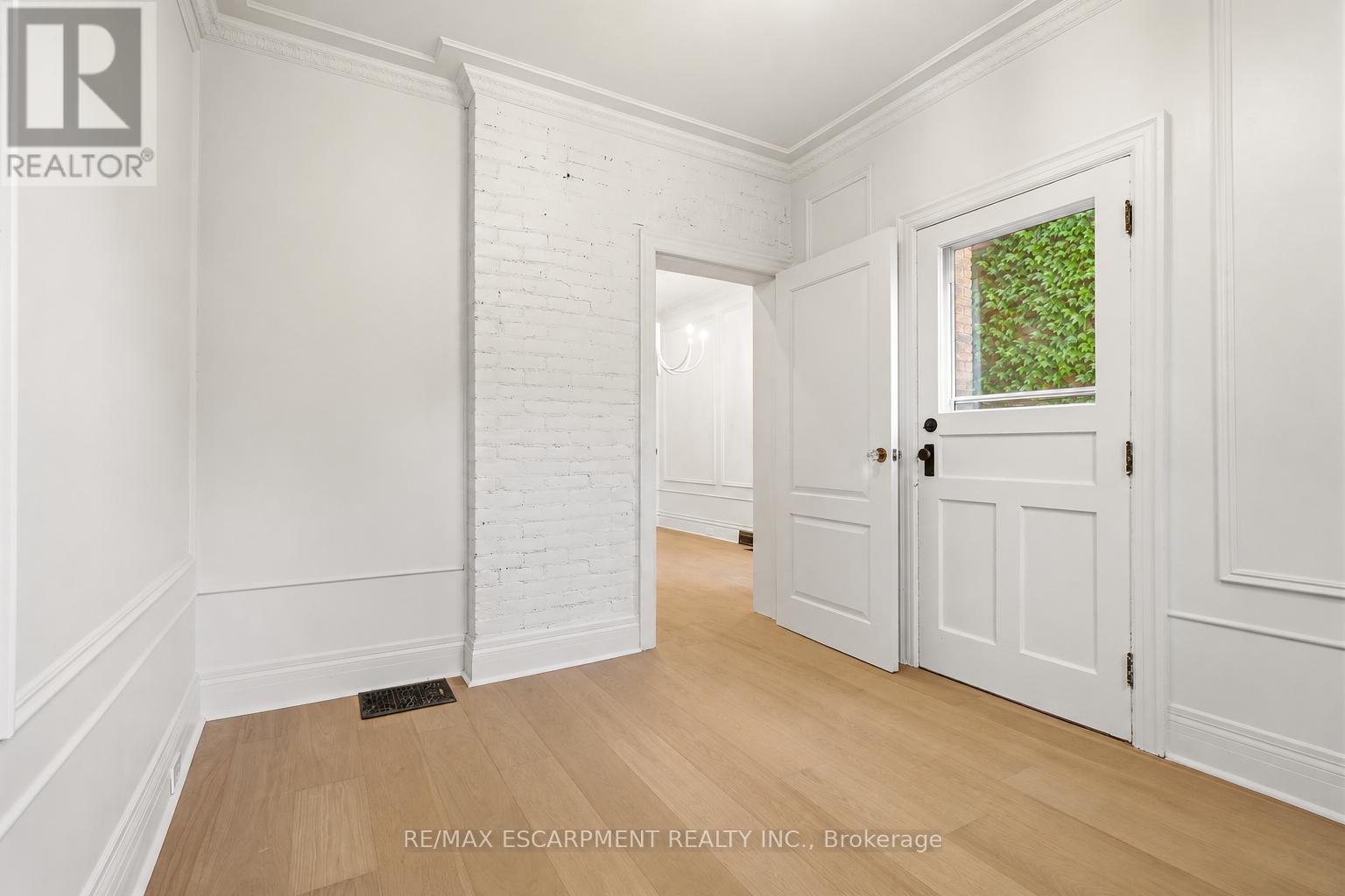 131 Markland Street, Hamilton, Ontario  L8P 2K3 - Photo 18 - X13494398