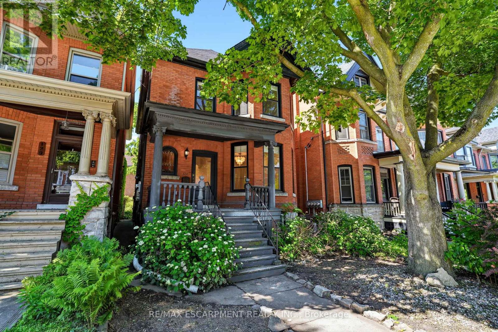 131 Markland Street, Hamilton, Ontario  L8P 2K3 - Photo 2 - X13494398