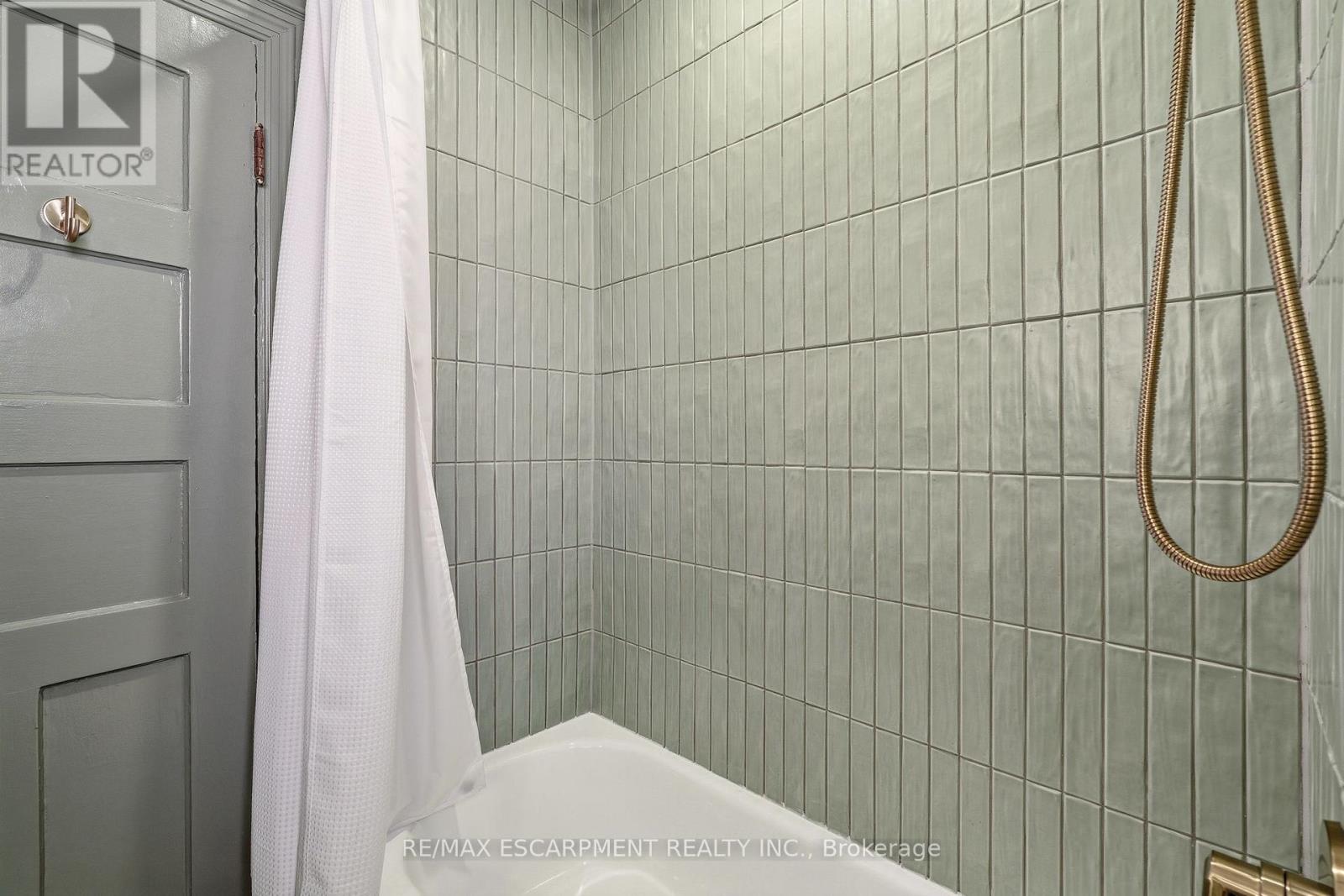 131 Markland Street, Hamilton, Ontario  L8P 2K3 - Photo 30 - X13494398