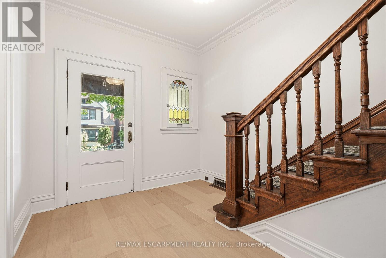 131 Markland Street, Hamilton, Ontario  L8P 2K3 - Photo 4 - X13494398