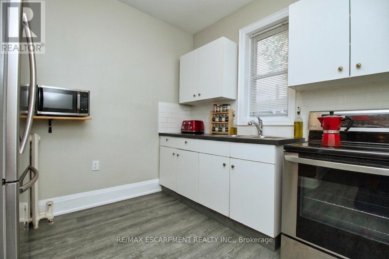1 - 70 Spadina Avenue, Hamilton, Ontario  L8M 2X1 - Photo 10 - X13494406