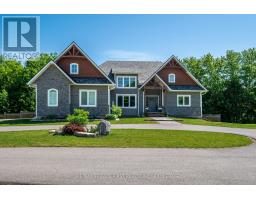 1004 APPLEWOOD LANE, Frontenac, Ontario