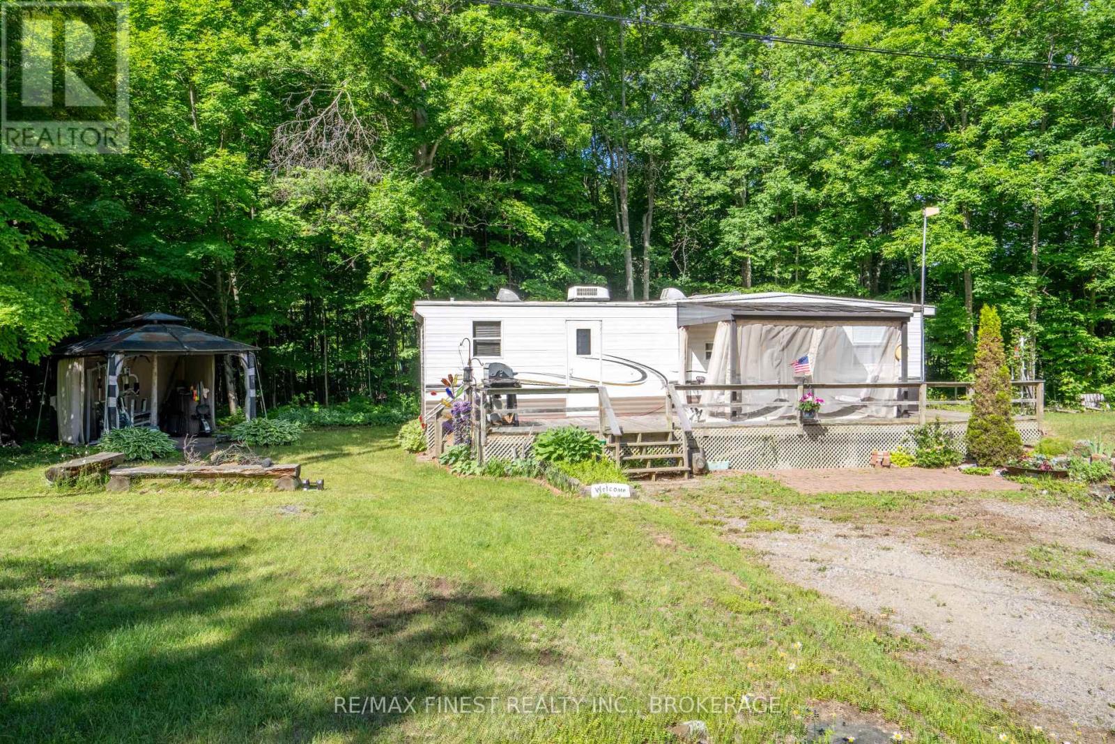 1059 Northview Lane, Frontenac, Ontario  K0H 2P0 - Photo 2 - X13494688