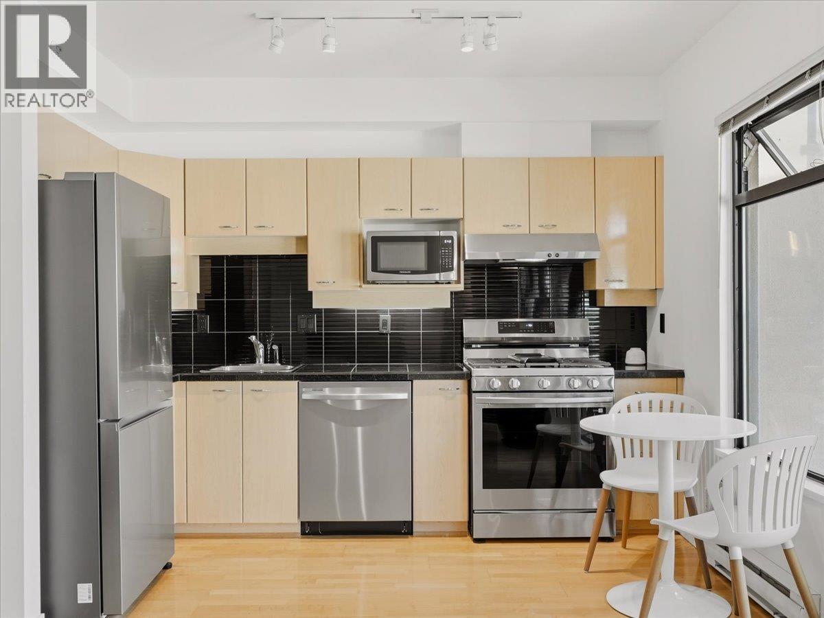 503 2228 Marstrand Avenue, Vancouver, British Columbia  V6K 4T1 - Photo 8 - R3139472