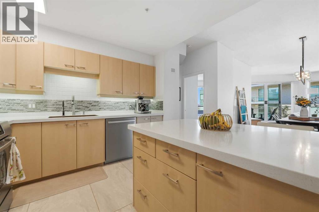 1408, 804 3 Avenue Sw, Calgary, Alberta  T2P 0G9 - Photo 2 - A2323596