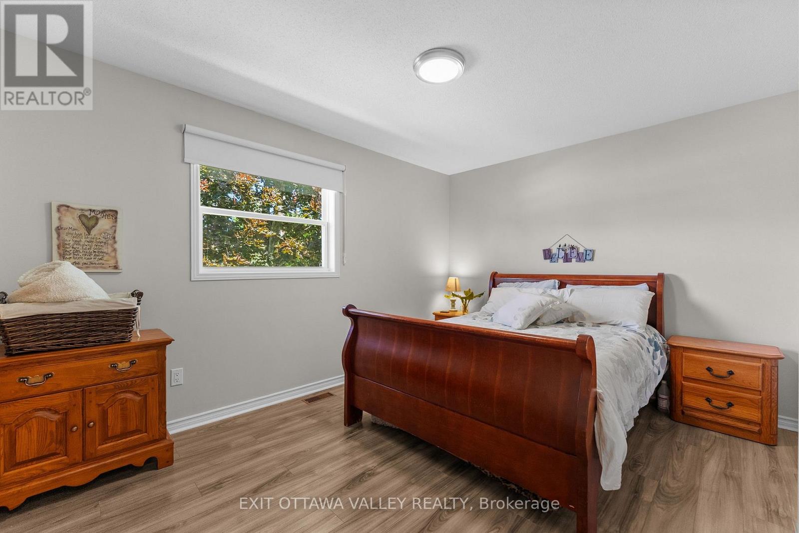 19 Vera Crescent, Whitewater Region, Ontario  K0J 1C0 - Photo 16 - X13494542