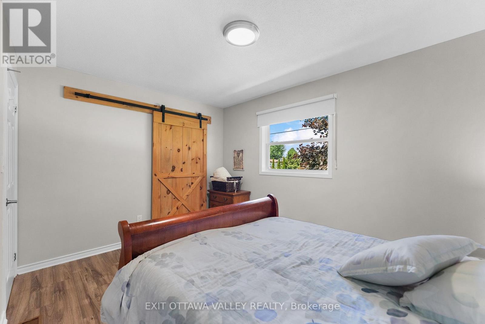 19 Vera Crescent, Whitewater Region, Ontario  K0J 1C0 - Photo 17 - X13494542